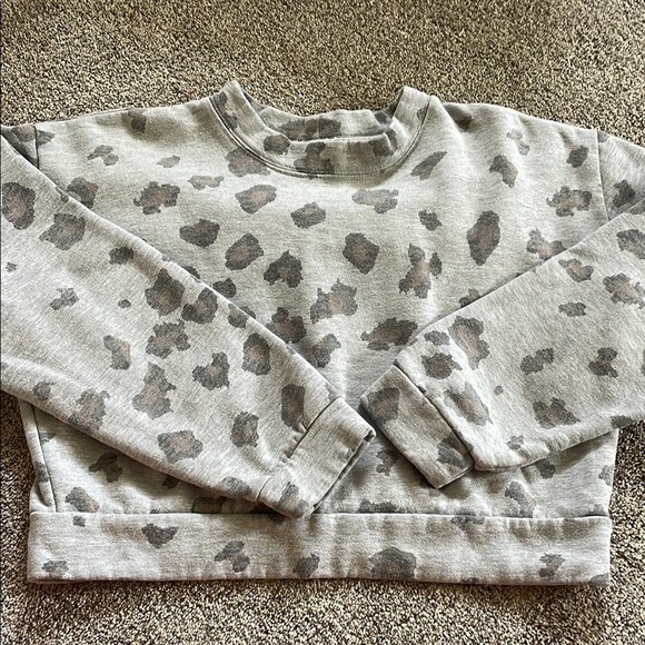 O'Neill Cozy Gray Sweatshirt - Picture 1 of 5